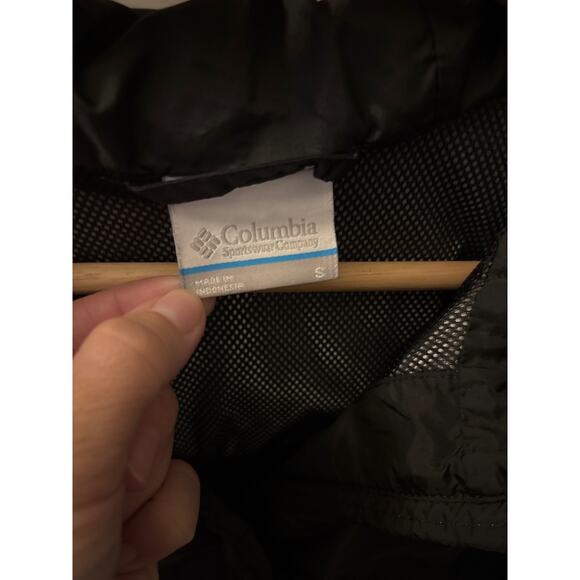 Columbia Rainjacket - Picture 2 of 6